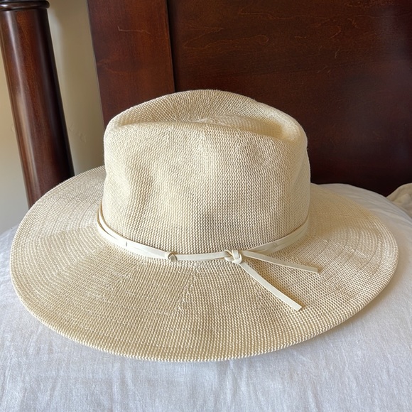 Anthropologie Accessories - Anthropologie Wyeth Classic Nubby Fedora. NWT